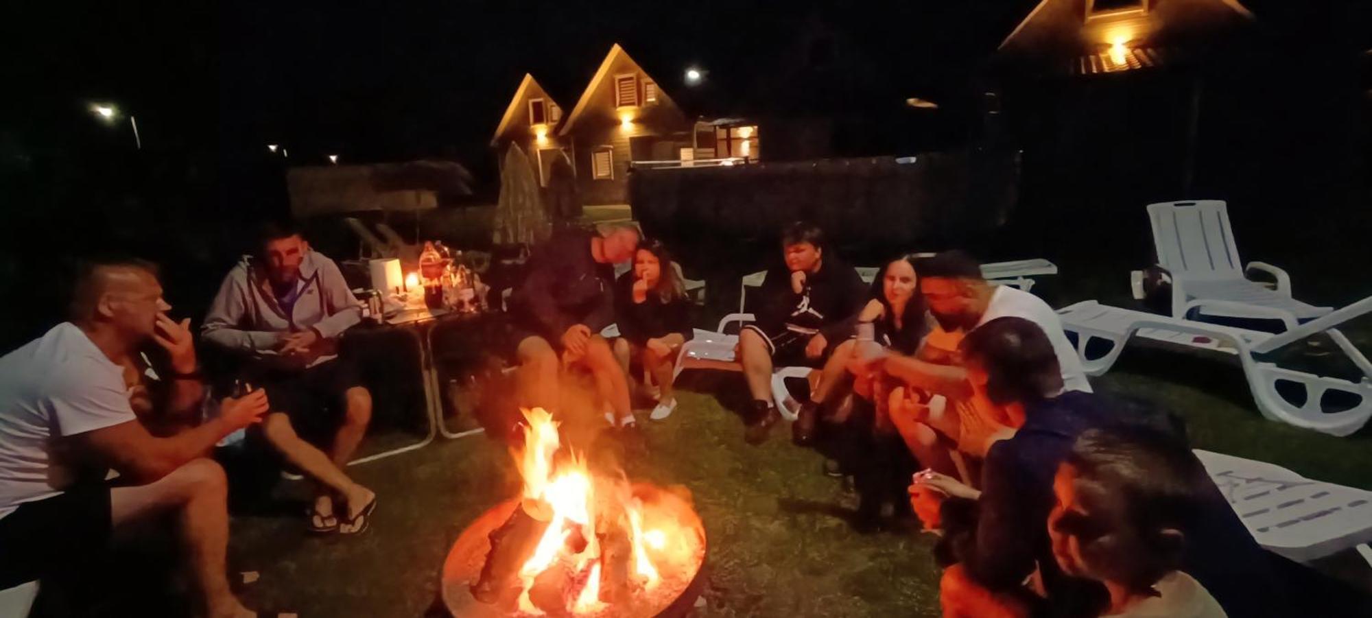 Domki Nadmorska Oaza Nad Morzem I Jeziorem Jezierzany Bagian luar foto